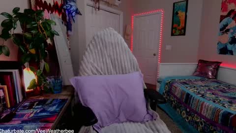 Violet Weatherbee online show from December 2024 01:20:02 AM