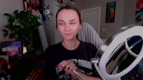 Violet Weatherbee online show from February 2025 09:01:01 PM