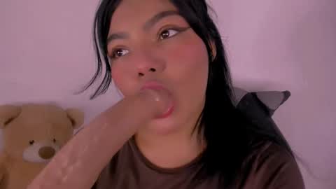 camila online show from October 2025 03:29:02 PM