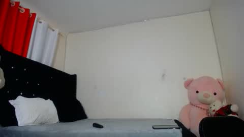 zola online show from October 2025 02:42:01 AM