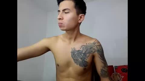 velk_hot1 online show from March 2025 07:05:02 PM