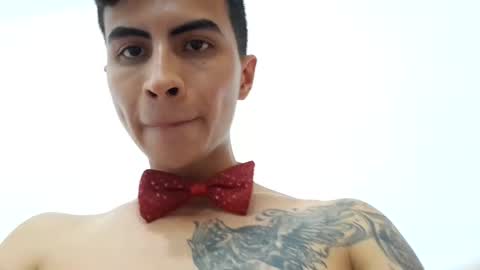 velk_hot1 online show from March 2025 04:27:02 AM