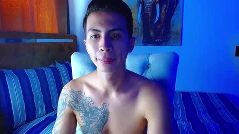 velk_hot1 online show from February 2026 12:35:02 PM