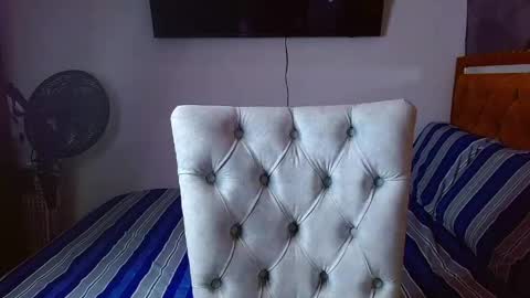 velk_hot1 online show from April 2026 12:22:01 PM