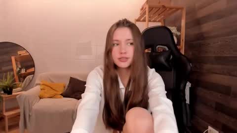 velvet_cherry online show from October 2025 03:32:01 PM