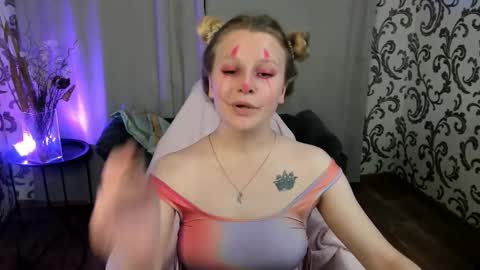 velvet_peach_ online show from October 2025 12:13:02 PM