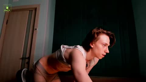 Snapshot of velvet_power chatting on June 2026 03:45:01 PM Ares online show from June 2026 03:45:01 PM