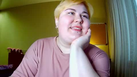 Snapshot of velvetcandy_ chatting on July 2026 07:28:02 AM velvetcandy_ online show from July 2026 07:28:02 AM