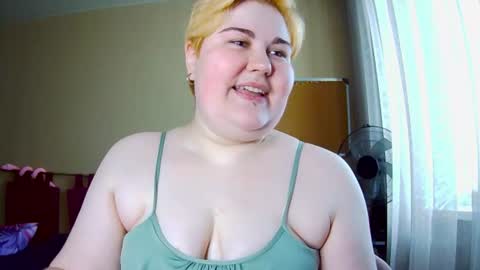 Snapshot of velvetcandy_ chatting on July 2026 09:08:01 AM velvetcandy_ online show from July 2026 09:08:01 AM