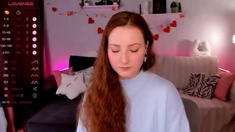 Mia online show from November 2025 08:55:01 AM