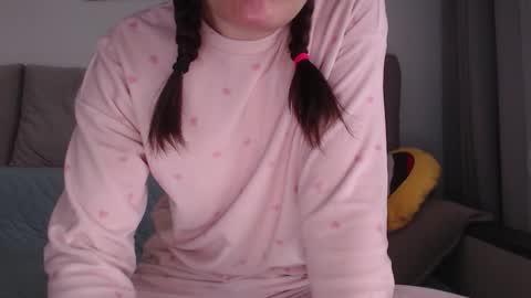 velvetmoon123 online show from February 2026 08:03:02 AM