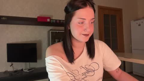 velvetnote online show from November 2025 02:05:01 PM