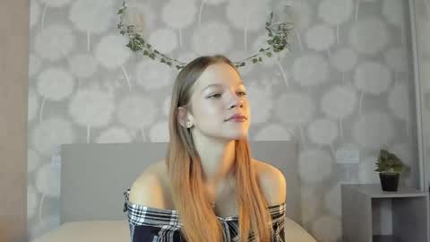 Kelly online show from November 2025 06:57:01 AM