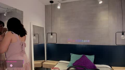 Snapshot of velvettease_ chatting on November 2025 12:42:01 PM velvettease_ online show from November 2025 12:42:01 PM