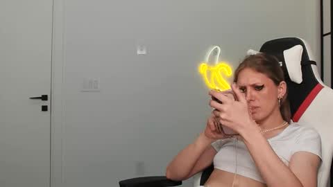 VelvetTGirl online show from February 2026 08:29:02 AM