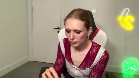 VelvetTGirl online show from February 2026 04:31:01 AM