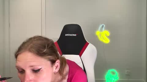 VelvetTGirl online show from February 2026 06:59:02 PM