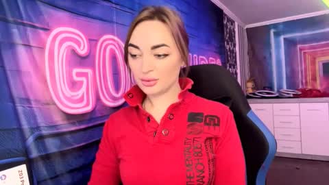 Snapshot of velvettouch4444 chatting on February 2026 10:38:01 AM MERYEM online show from February 2026 10:38:01 AM