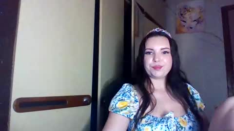 Snapshot of vendi_rassell8855 chatting on April 2026 06:12:02 PM vendi rassell8855 online show from April 2026 06:12:02 PM