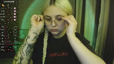 eva 3 online show from October 2025 05:51:02 AM