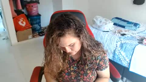 Snapshot of venecasexy44 chatting on June 2026 08:57:02 PM venecasexy44 online show from June 2026 08:57:02 PM