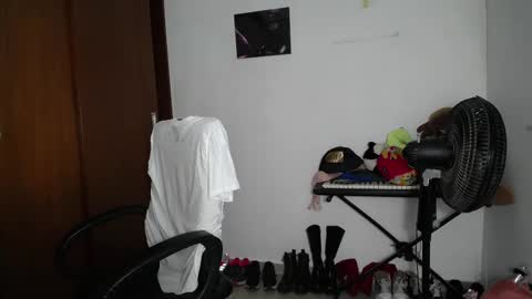 Venelope 3 online show from September 2025 03:32:02 AM