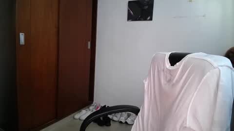 Venelope 3 online show from November 2025 07:57:01 PM