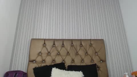 veneno hot online show from January 2025 05:14:01 PM