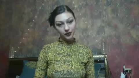 Naly online show from December 2025 09:14:01 AM