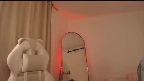 venus_art11 online show from September 2025 03:52:01 AM