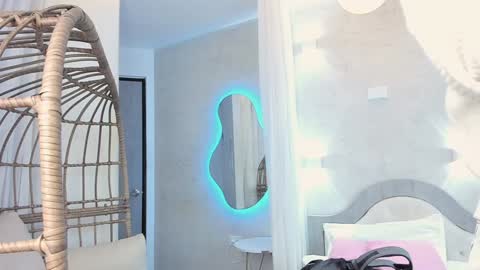 VENUS online show from February 2025 12:06:02 PM