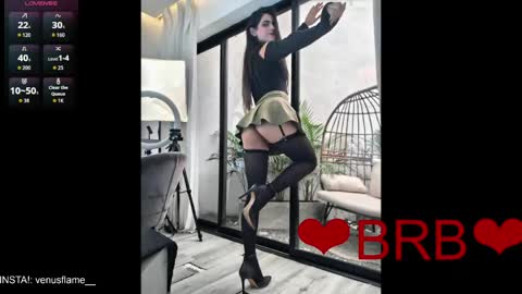 Snapshot of venus_flame chatting on May 2026 11:29:02 AM VENUS online show from May 2026 11:29:02 AM