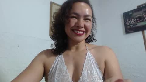 venus_lov online show from November 2025 10:52:02 AM