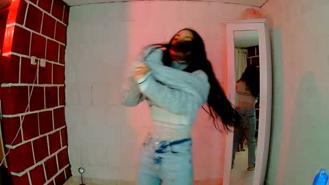 emily independent account  MY conextion 1100 GTM  to  17hr GTM online show from December 2024 12:29:01 AM