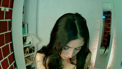 emily independent account  MY conextion 1100 GTM  to  17hr GTM online show from January 2025 11:42:01 PM