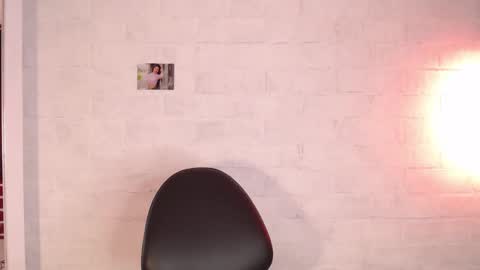 emily independent account  MY conextion 1100 GTM  to  17hr GTM online show from March 2025 12:00:02 AM