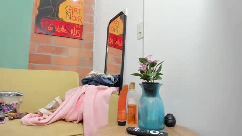 Luisa online show from December 2024 06:09:02 PM