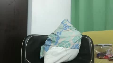 Luisa online show from January 2025 04:12:02 AM