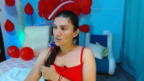 Catalina online show from February 2025 02:05:02 AM