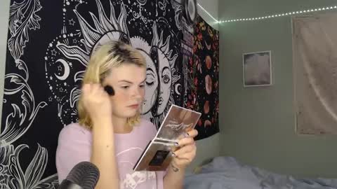 Miss Venus online show from September 2025 11:29:02 PM