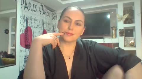 VENUSINA07 online show from November 2025 03:39:02 AM