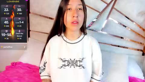 venusmorgan_ online show from November 2025 01:56:02 PM