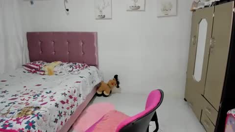 Snapshot of venuswilliamx chatting on February 2025 03:07:01 AM venus online show from February 2025 03:07:01 AM