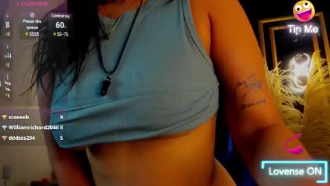 Snapshot of venuz_lee chatting on February 2025 04:31:02 PM Nice to greet you my name is Vanessa online show from February 2025 04:31:02 PM