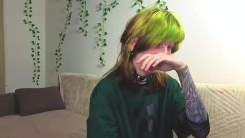 Erica online show from September 2025 08:12:02 PM