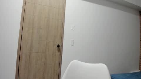 Snapshot of vera_fernandez chatting on November 2025 10:41:02 PM Vera online show from November 2025 10:41:02 PM