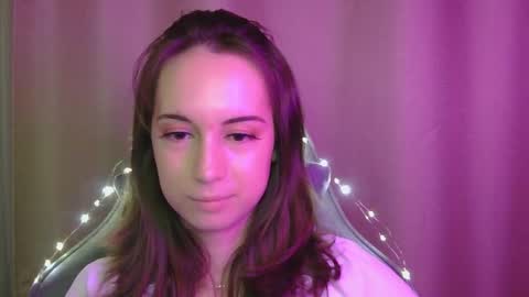 Snapshot of veralush chatting on November 2025 01:51:01 PM Una online show from November 2025 01:51:01 PM