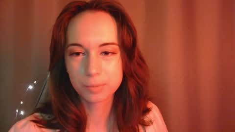 Snapshot of veralush chatting on November 2025 12:44:02 PM Una online show from November 2025 12:44:02 PM