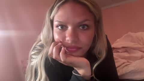 veranikimi online show from June 2026 07:44:02 PM