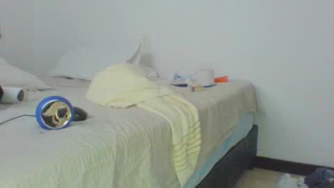 vergagolosa22 online show from April 2026 09:57:01 AM